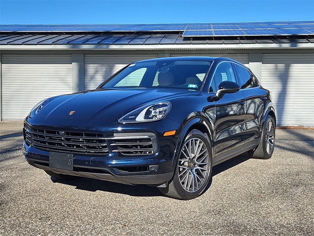 2022 Porsche Cayenne Coup Base's photo
