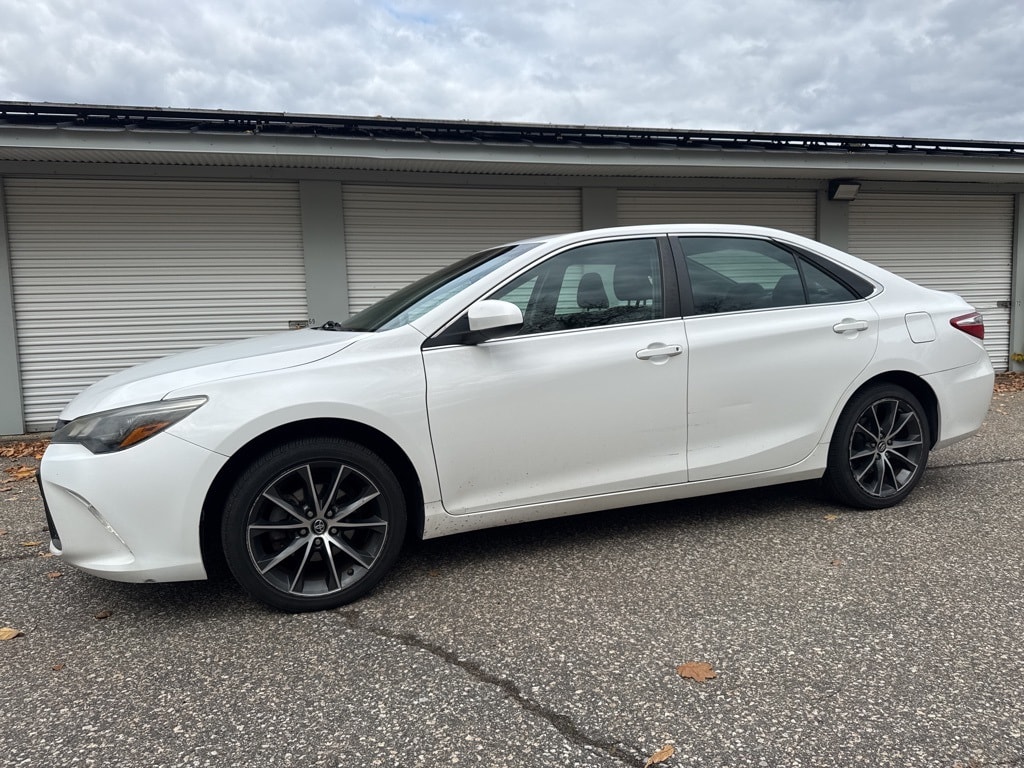 Used 2016 Toyota Camry XSE V6 Sedan