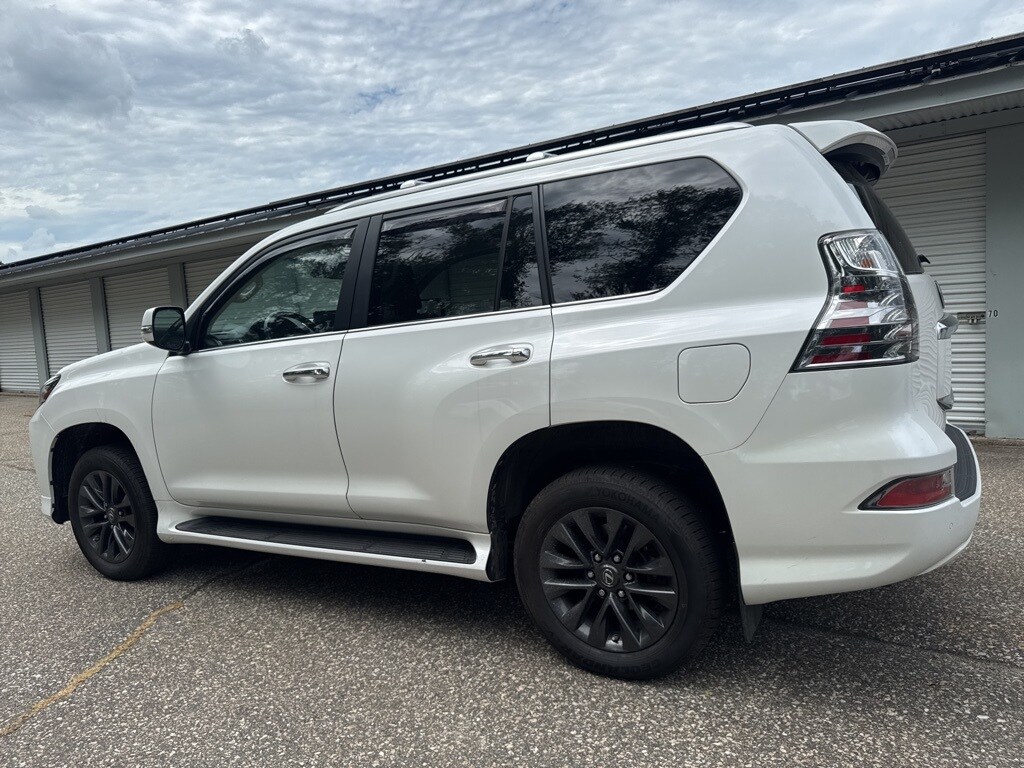 2022 Lexus GX 460 Premium photo 4