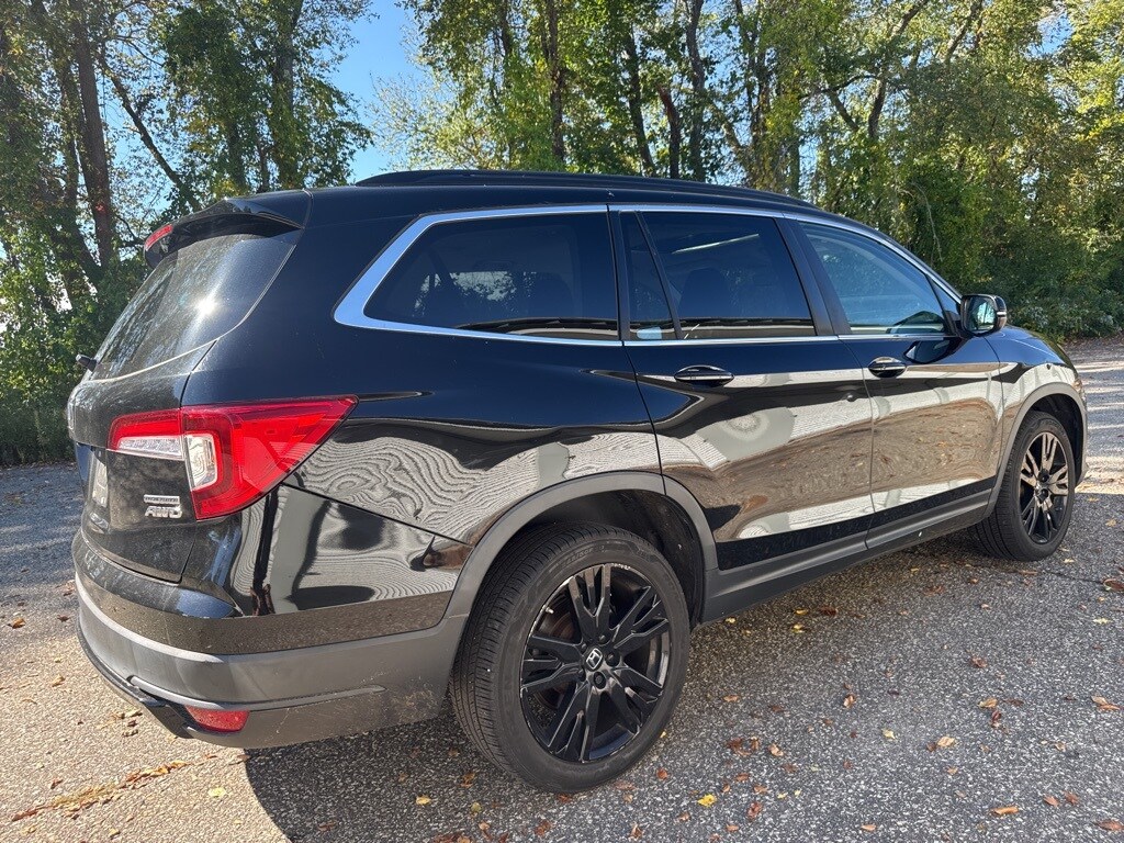2021 Honda Pilot Special Edition photo 3