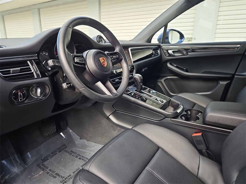 Certified 2025 Porsche Macan SUV