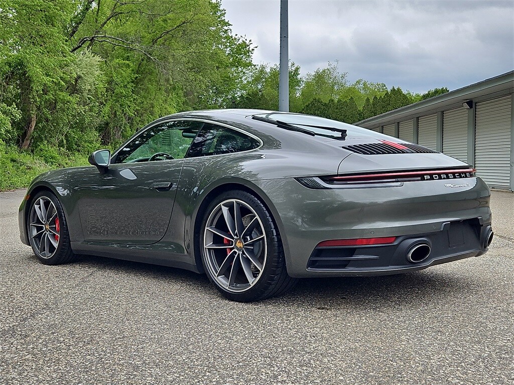 2021 Porsche 911 S photo 2