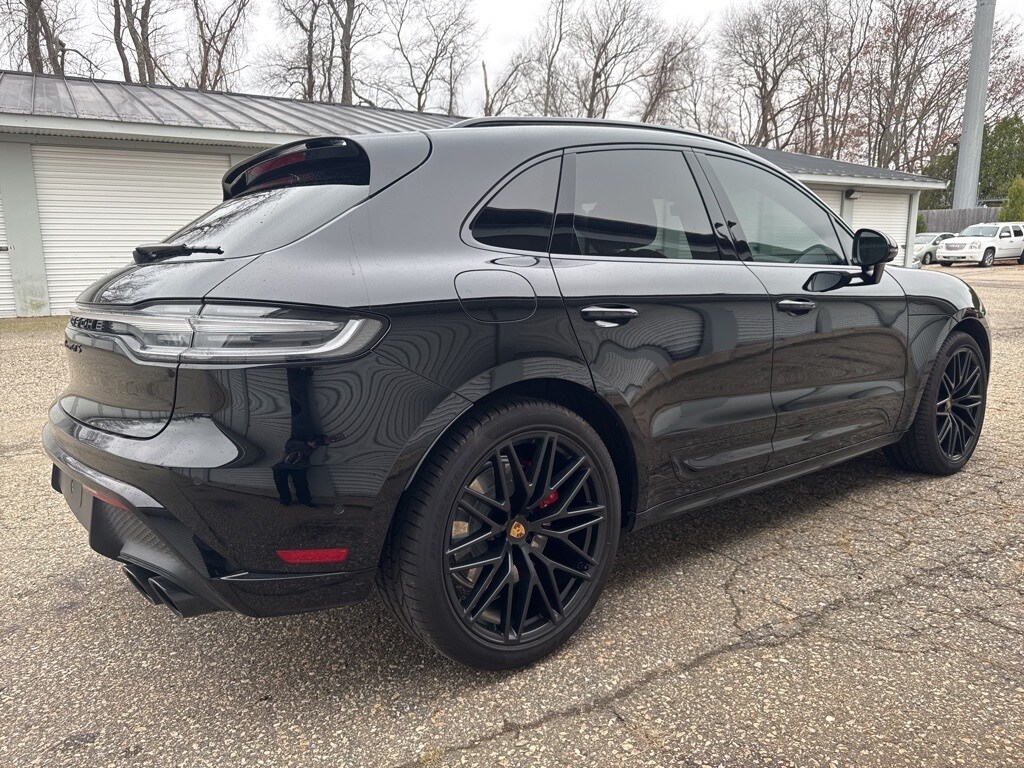 2023 Porsche Macan GTS photo 3
