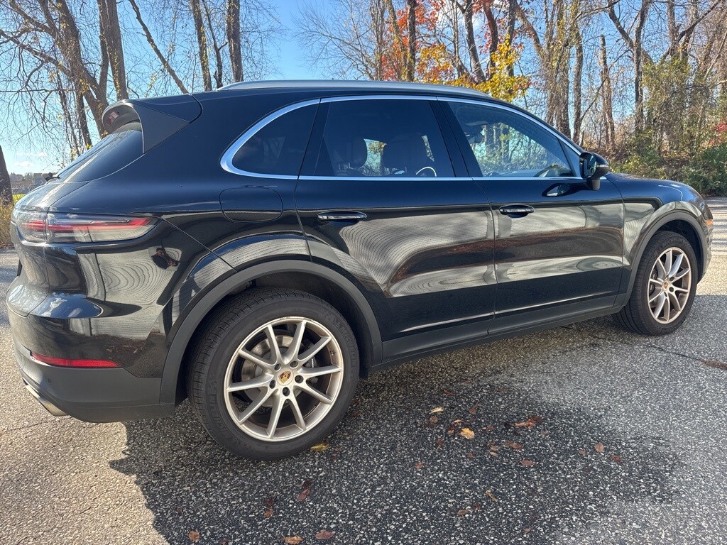 2019 Porsche Cayenne photo 3
