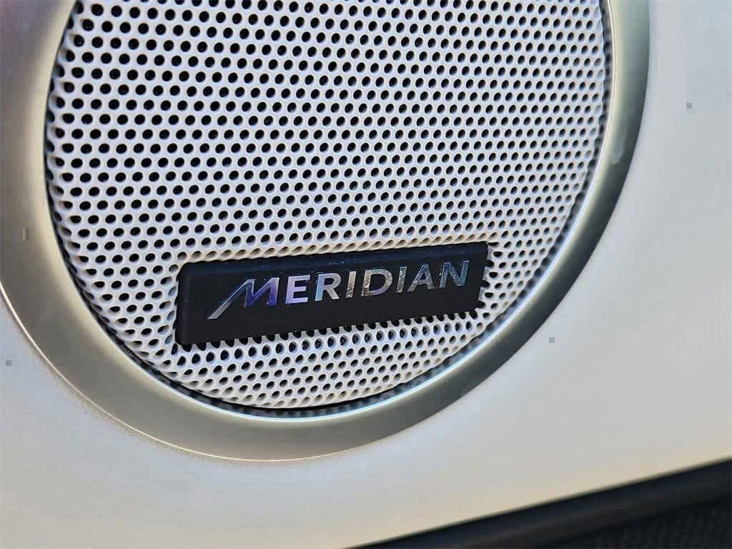 2024 Land Rover Discovery Metropolitan Edition - Photo 21