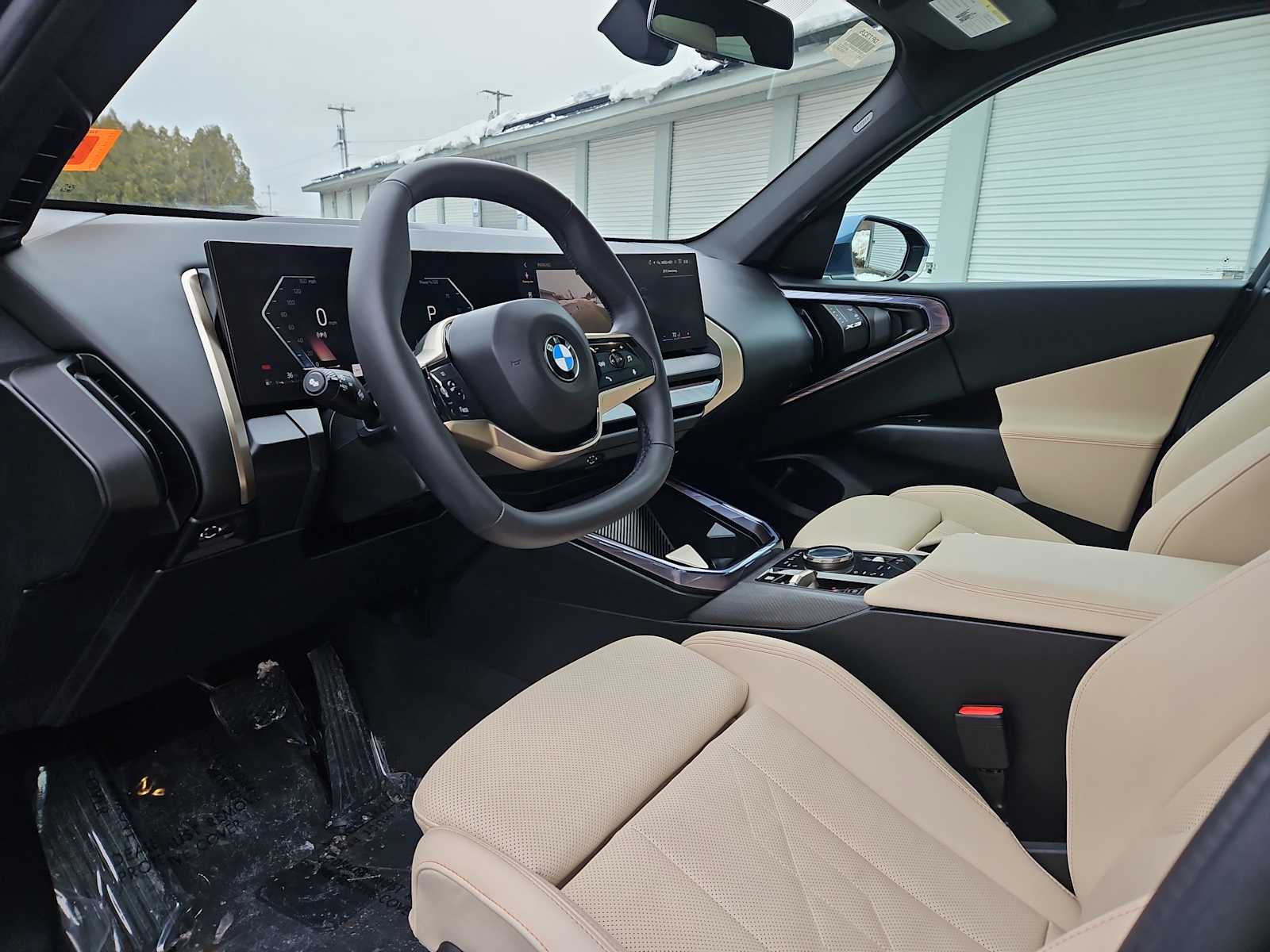 2025 BMW X3 30 - Photo 12
