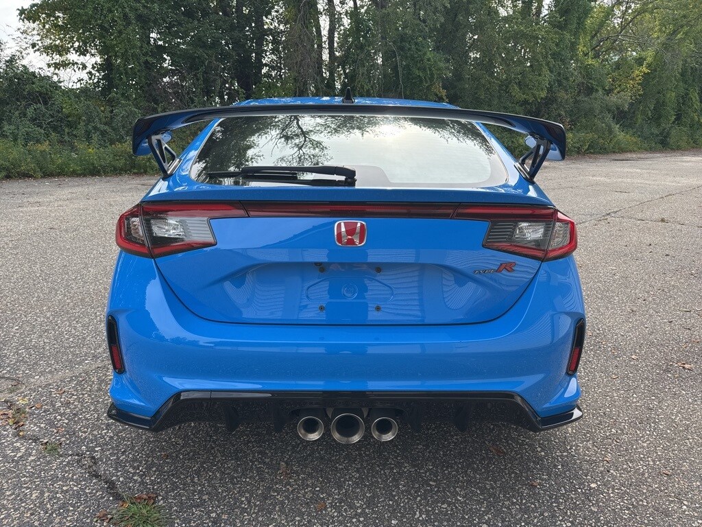 2024 Honda Civic Type R Hatchback photo 4