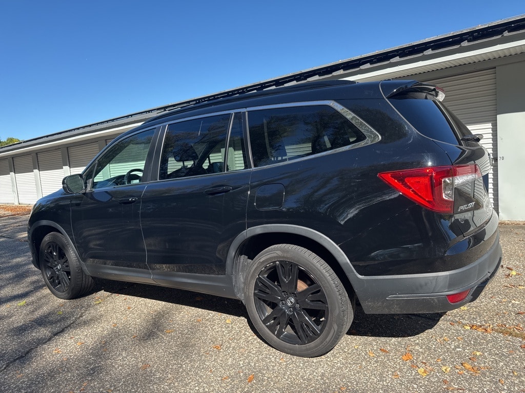 Used 2021 Honda Pilot Special Edition SUV