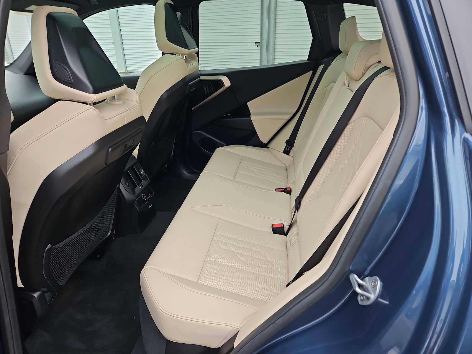 2025 BMW X3 30 - Photo 33