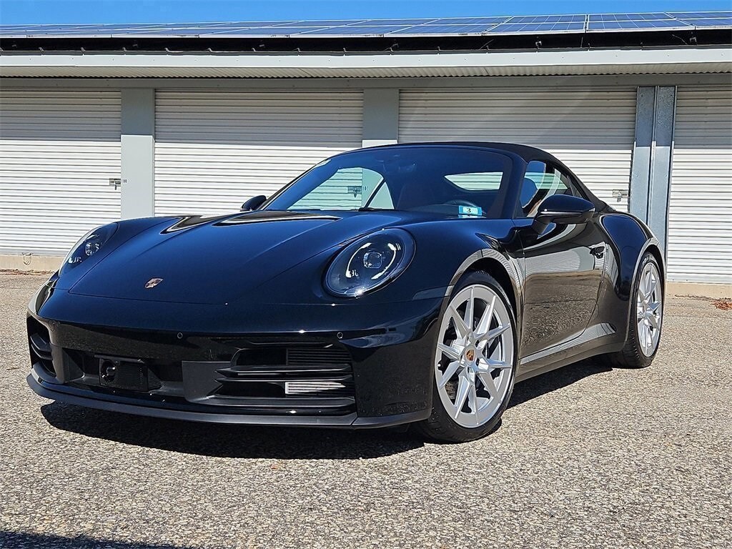 2025 Porsche 911 Convertible 