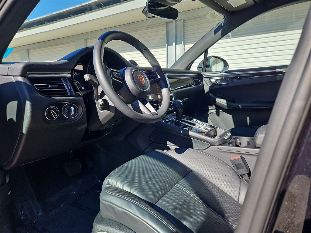 Certified 2025 Porsche Macan SUV