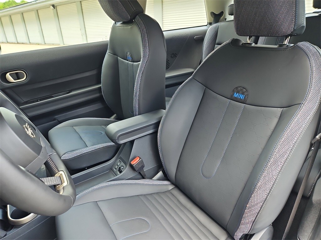 2025 Mini Cooper 2 Door Hardtop S photo 4