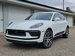 2026 Porsche Macan SUV
