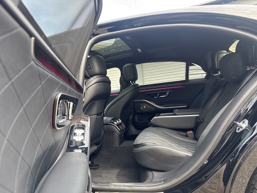 2023 Mercedes Benz S 450 580 photo 4