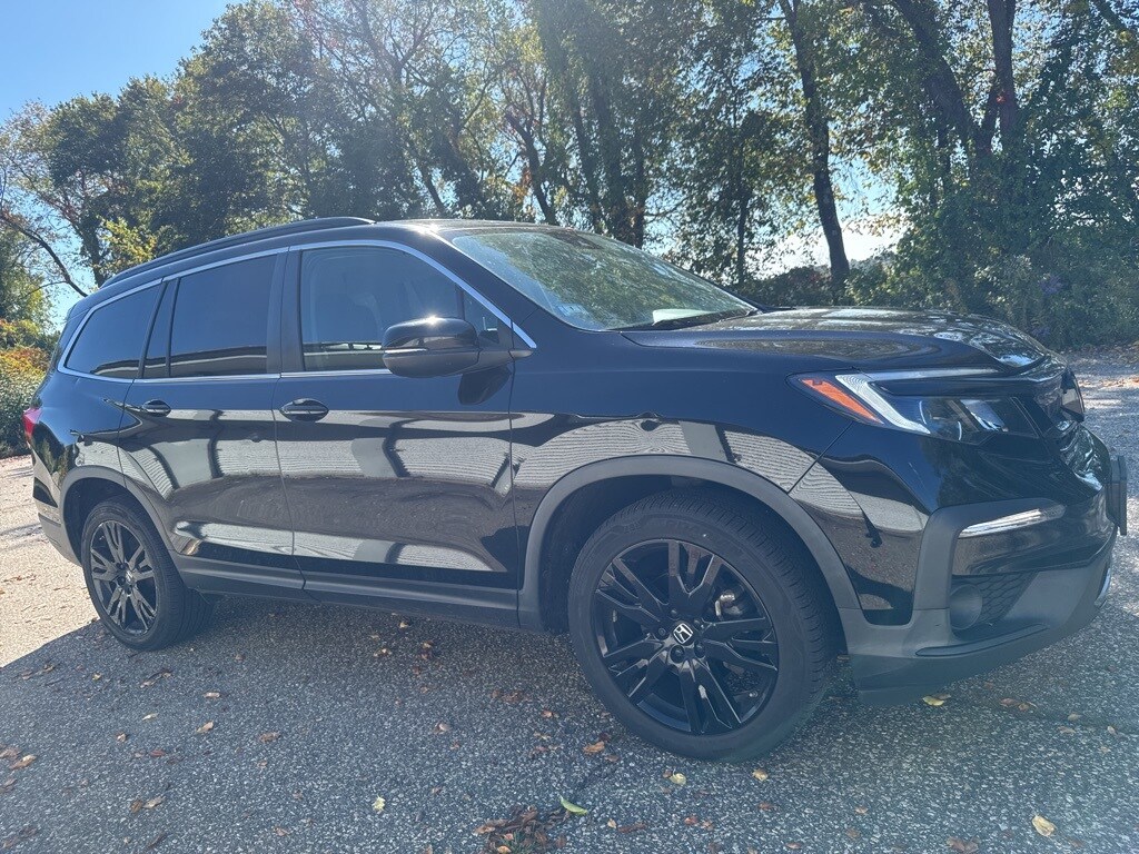 2021 Honda Pilot Special Edition photo 2