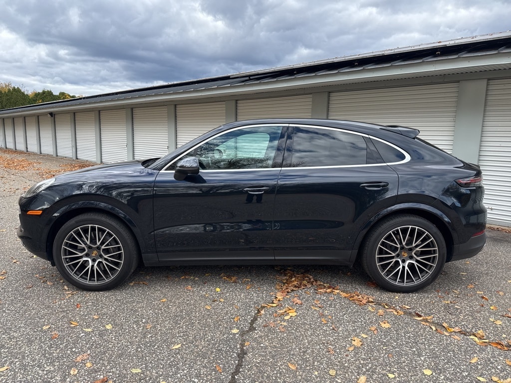Used 2022 Porsche Cayenne Coupe  SUV