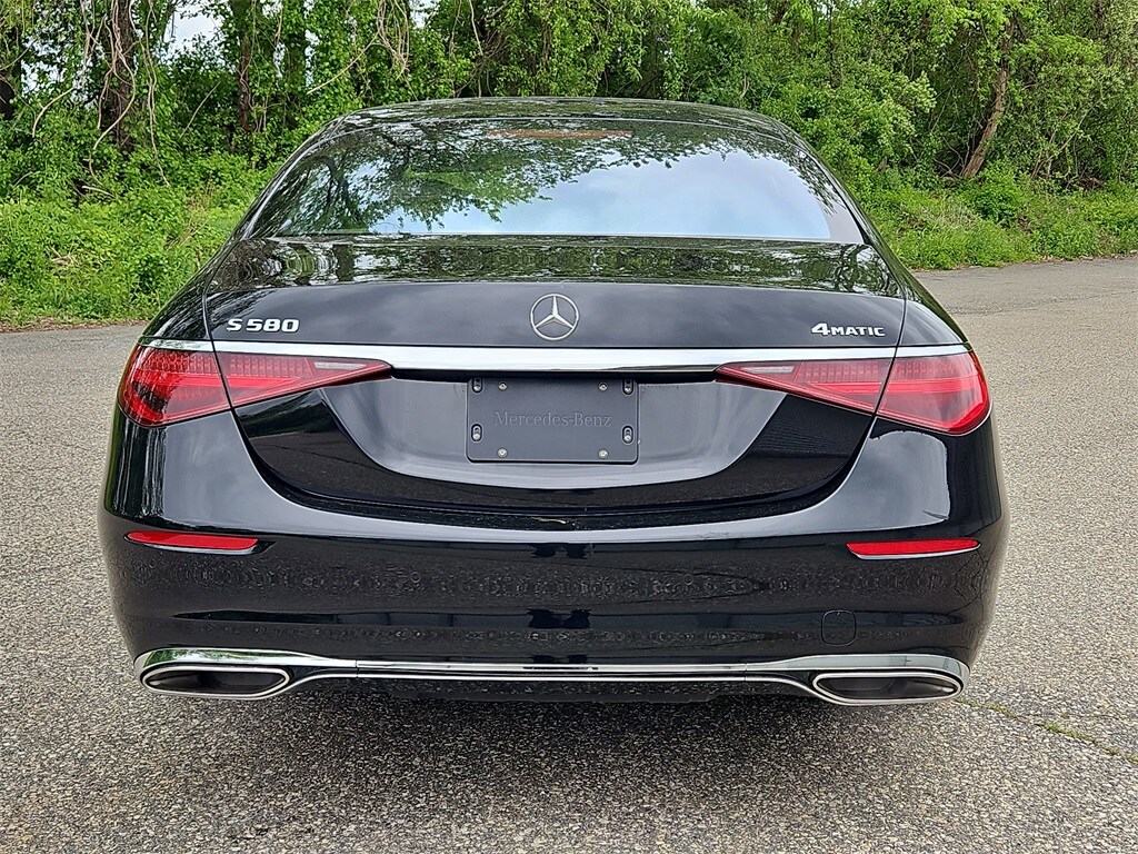 2023 Mercedes Benz S 450 580 photo 4