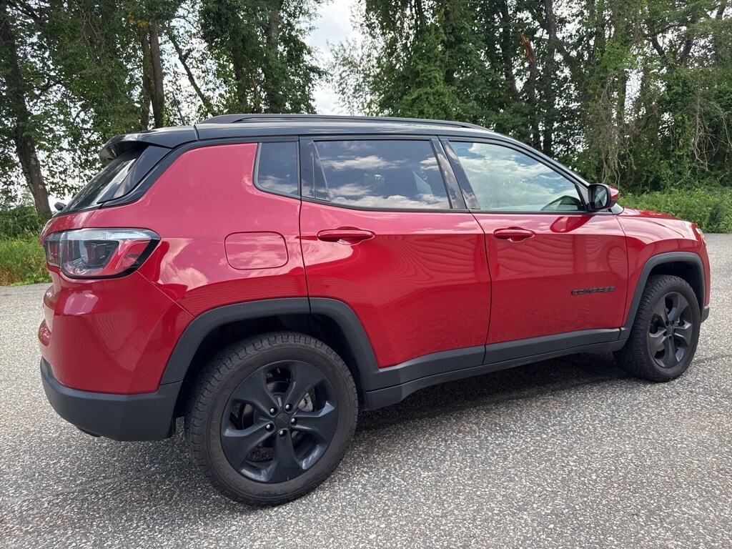 2021 Jeep Compass Altitude photo 3