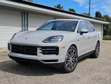 2026 Porsche Cayenne E-Hybrid S SUV