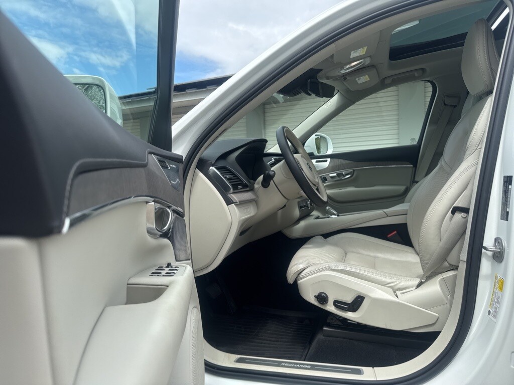 2023 Volvo XC90 Recharge Ultimate photo 3