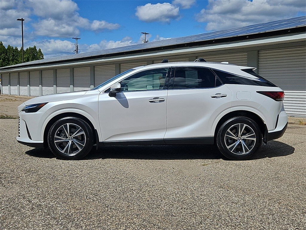 2023 Lexus RX 350 photo 2