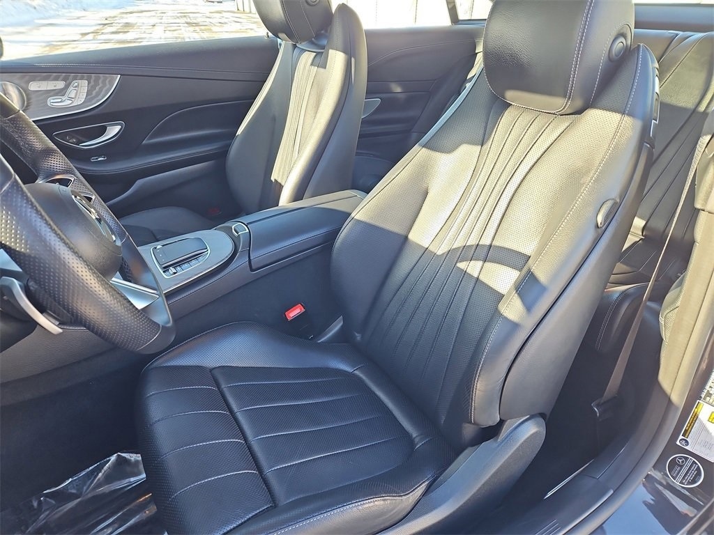 2022 Mercedes-Benz E-Class E450's photo