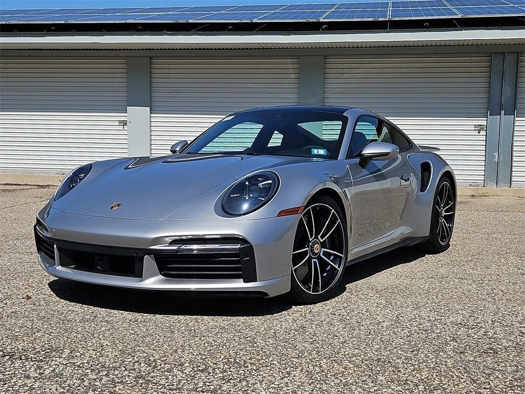 2022 Porsche 911 Coupe 