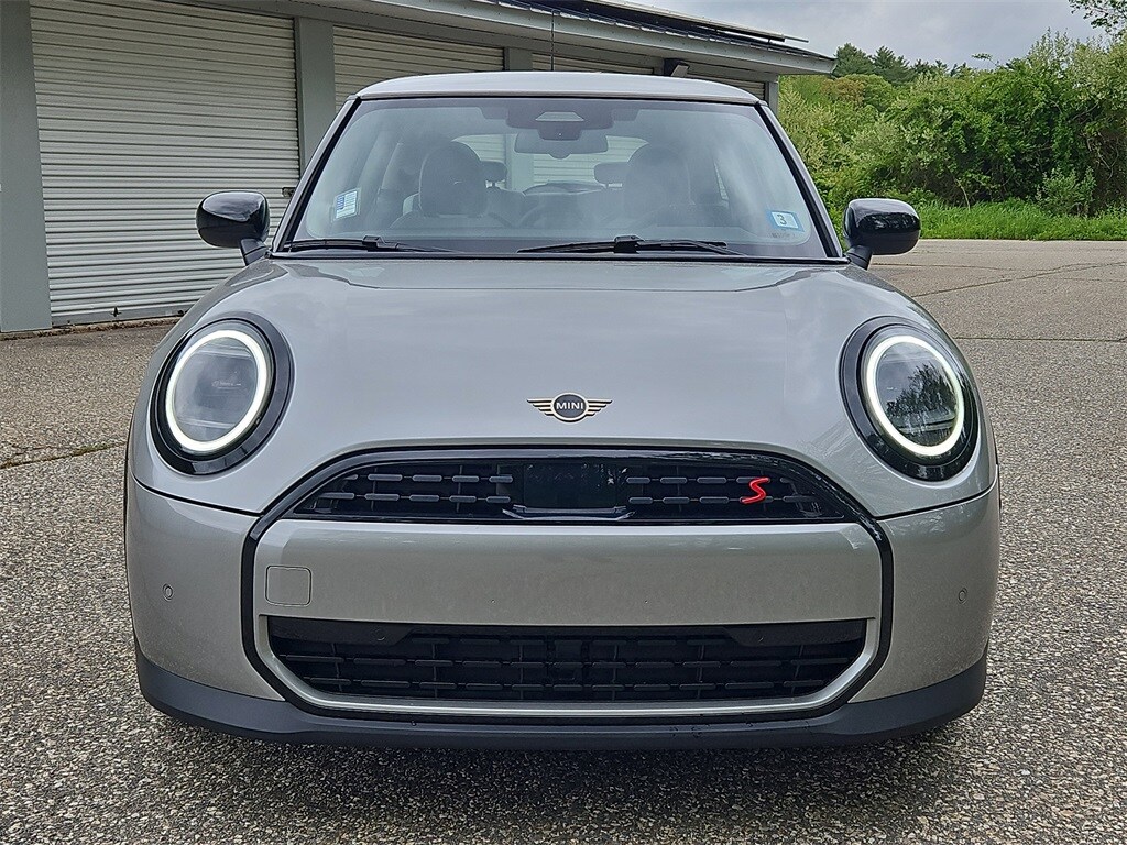 2025 Mini Cooper 2 Door Hardtop S photo 3