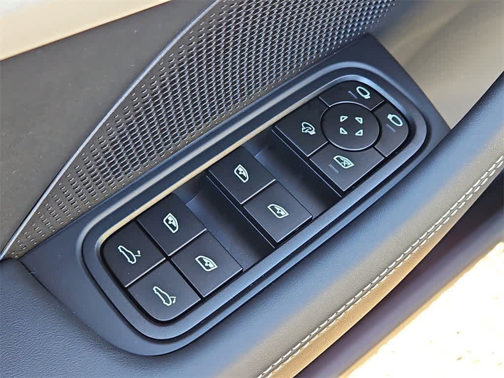 2026 Porsche Panamera Base - Photo 25