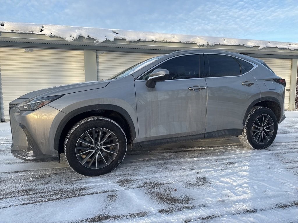2023 Lexus NX 350's photo