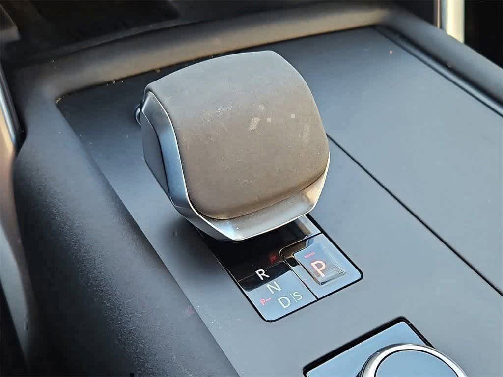 2024 Land Rover Discovery Metropolitan Edition - Photo 34
