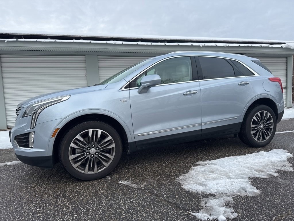 2017 Cadillac XT5 Premium Luxury's photo