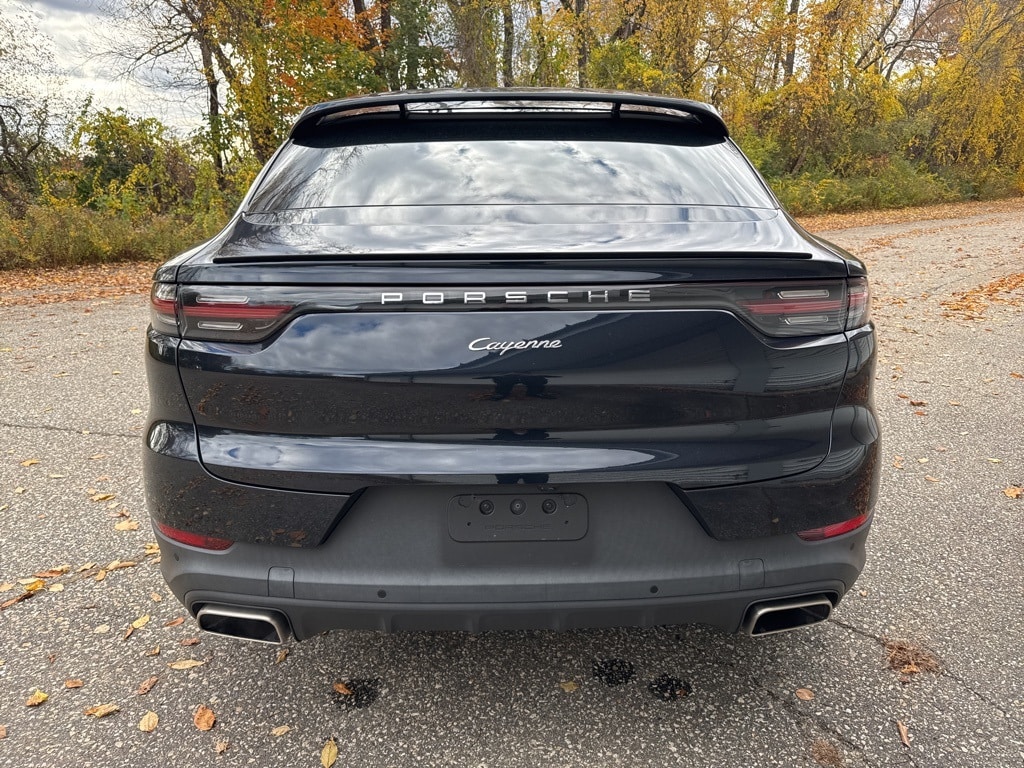 Used 2022 Porsche Cayenne Coupe  SUV
