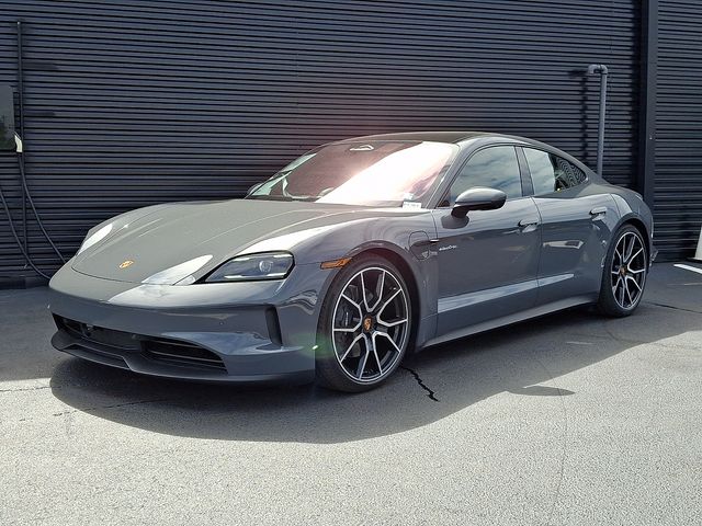 2026 Porsche Taycan