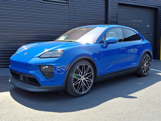 2026 Porsche Macan