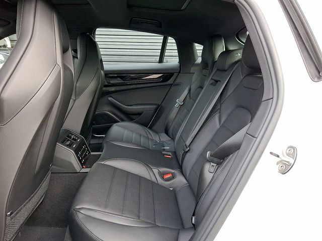 2026 Porsche Panamera Base - Photo 12
