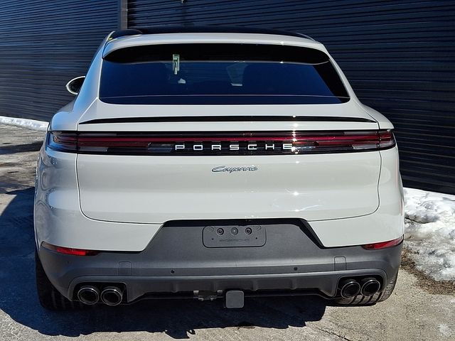 2026 Porsche Cayenne Coup E-Hybrid - Photo 6
