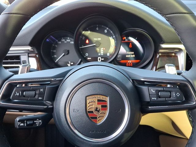 2026 Porsche Macan T - Photo 20