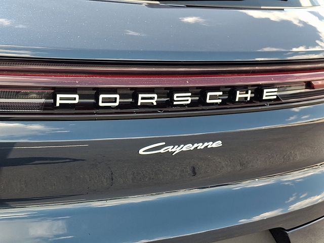 2026 Porsche Cayenne Base - Photo 22
