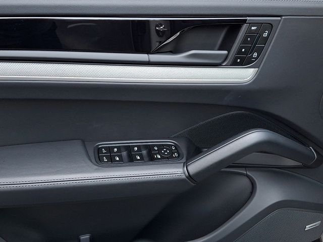 2026 Porsche Cayenne Coup Base - Photo 16