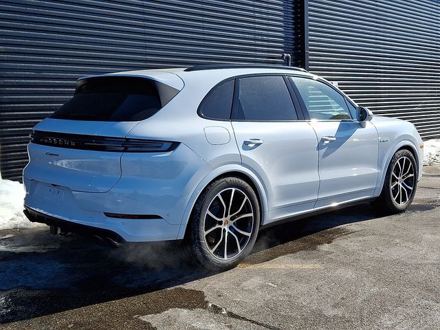 2026 Porsche Cayenne E-Hybrid - Photo 6