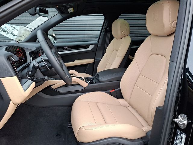 2026 Porsche Cayenne Base - Photo 16