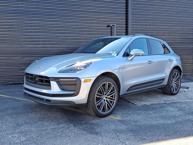 2026 Porsche Macan's photo