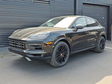 2026 Porsche Cayenne Coupe SUV