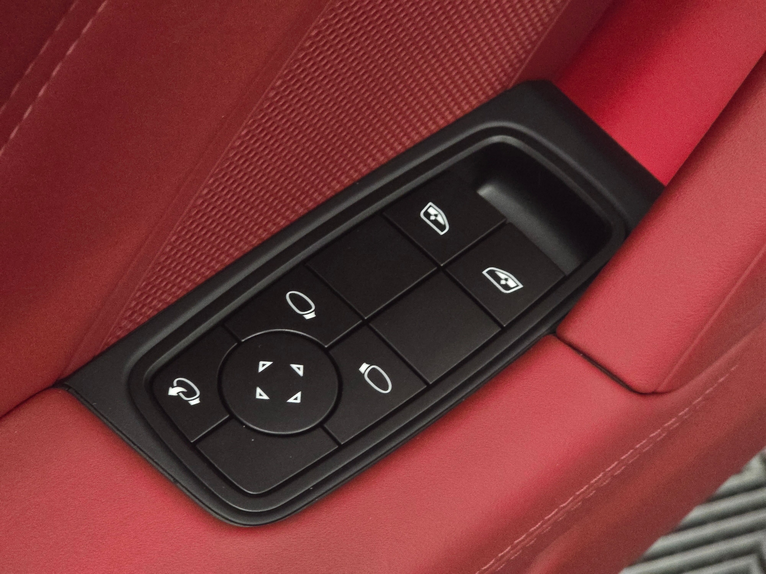 2026 Porsche 911 S - Photo 35