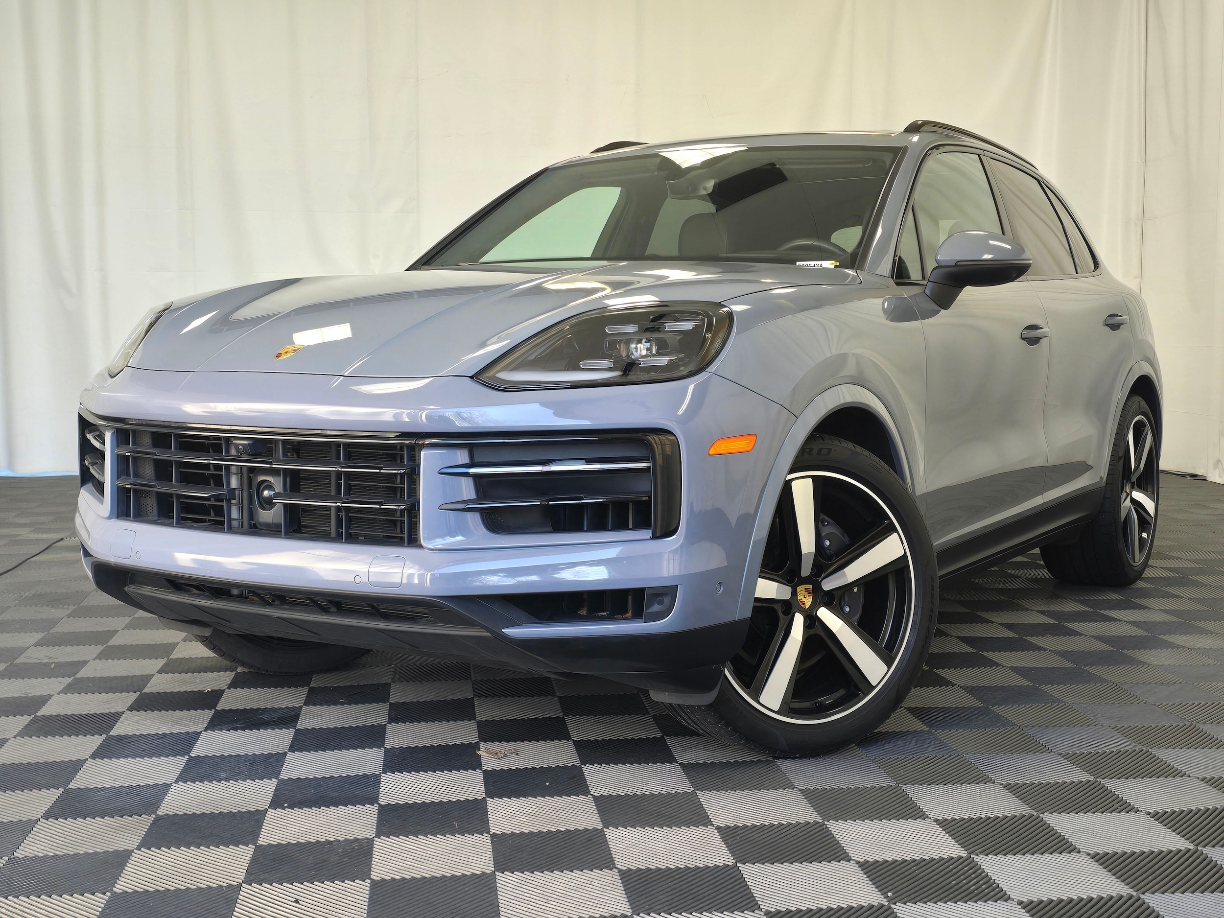 2024 Porsche Cayenne Base