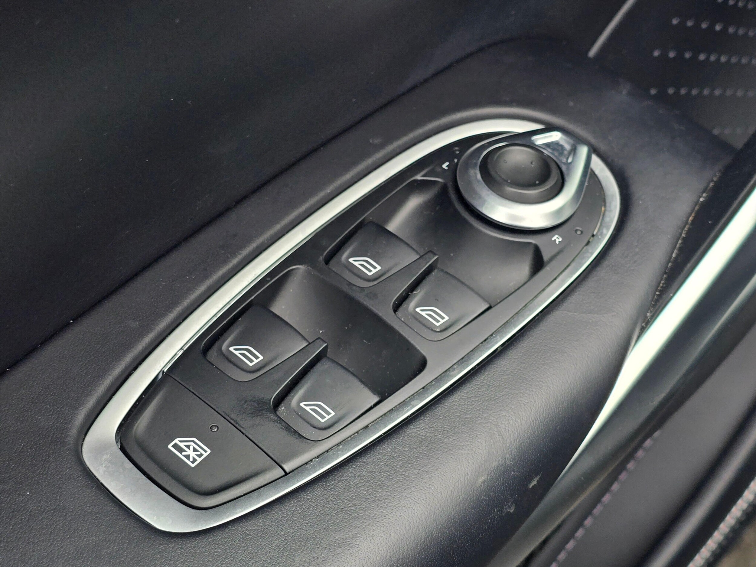 2024 Aston Martin DBX 707 - Photo 33