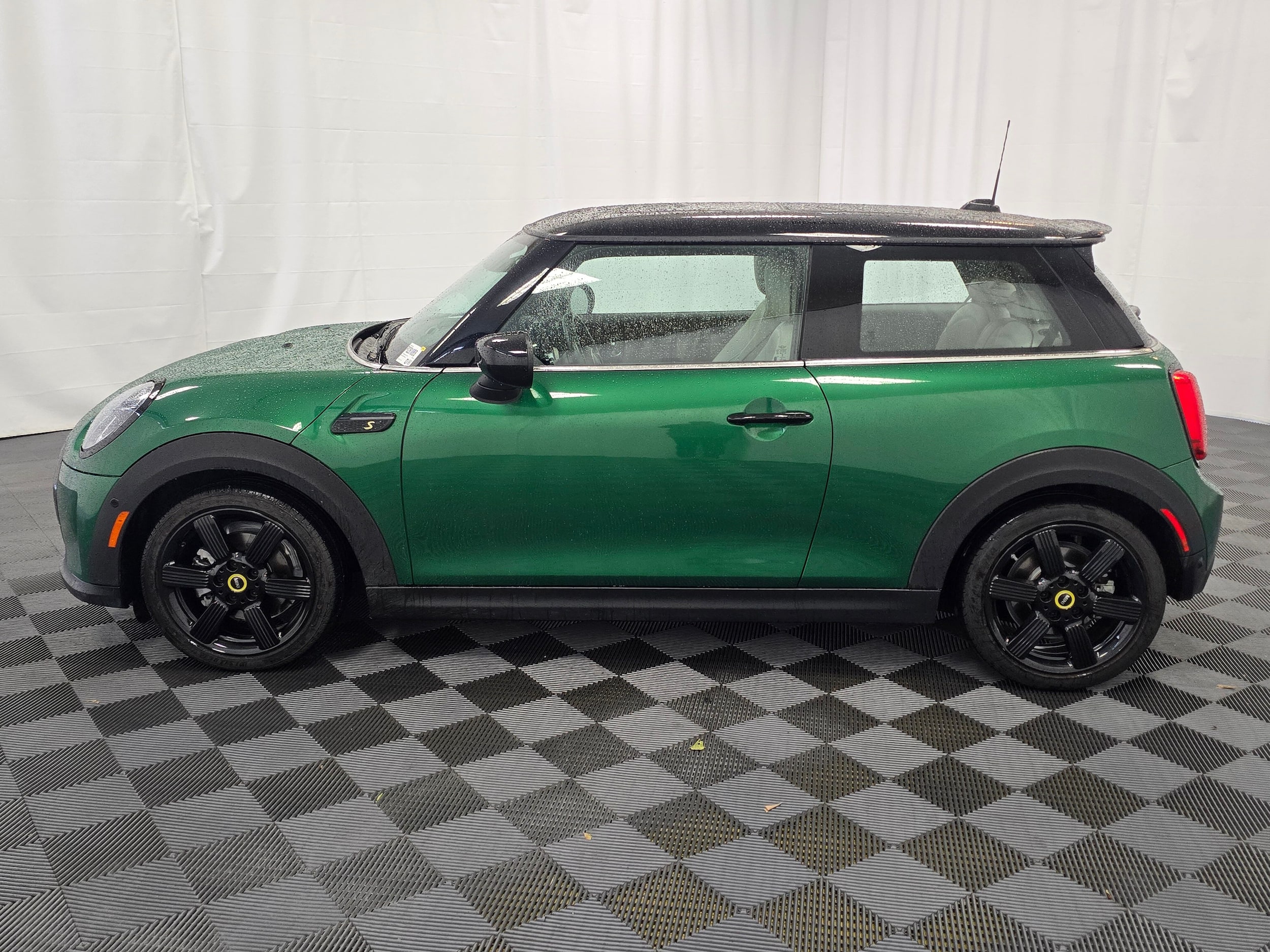 Used 2023 MINI Hardtop 2 Door SE with VIN WMW13DJ08P2T60825 for sale in Fife, WA