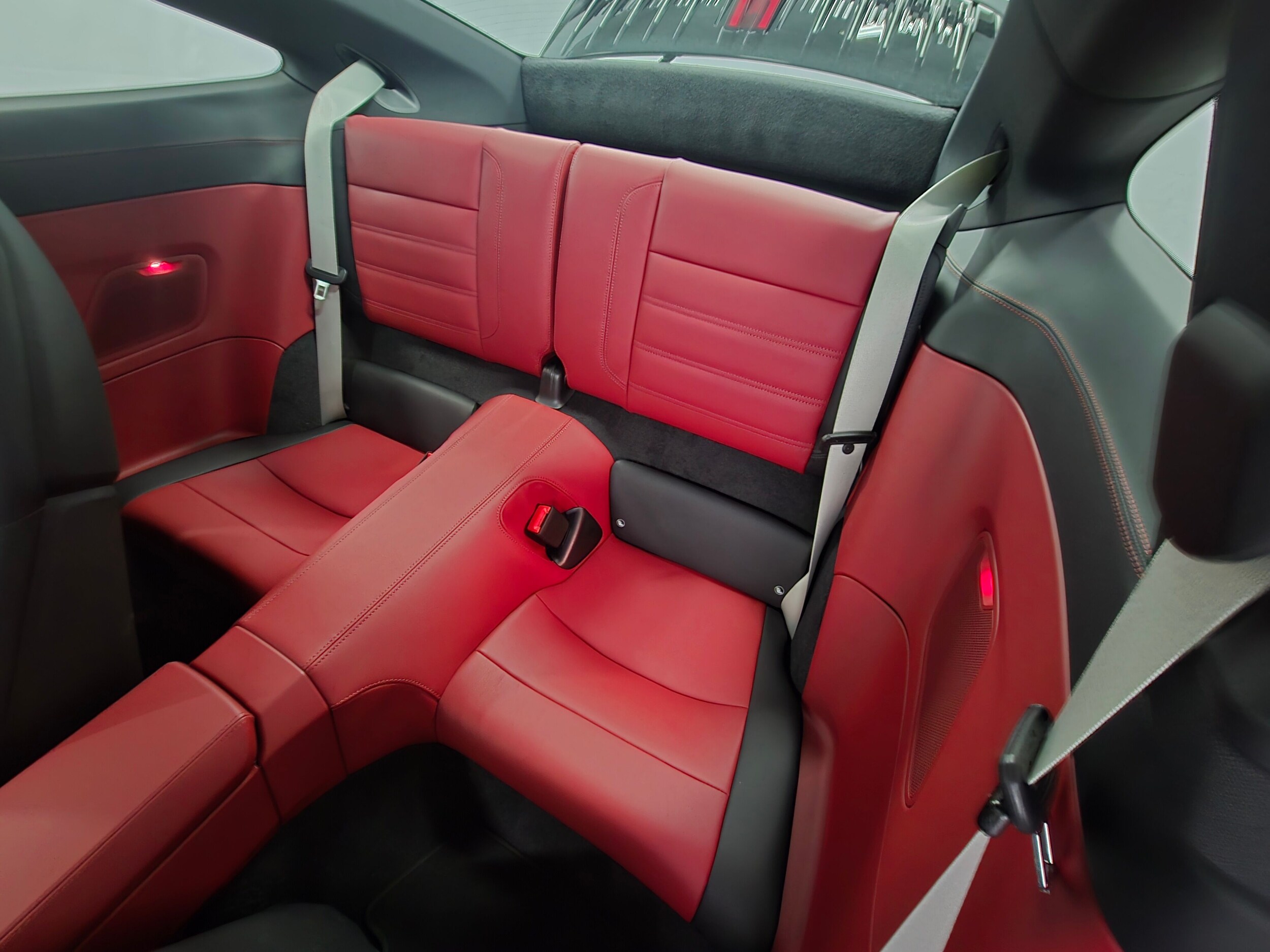 2026 Porsche 911 S - Photo 19