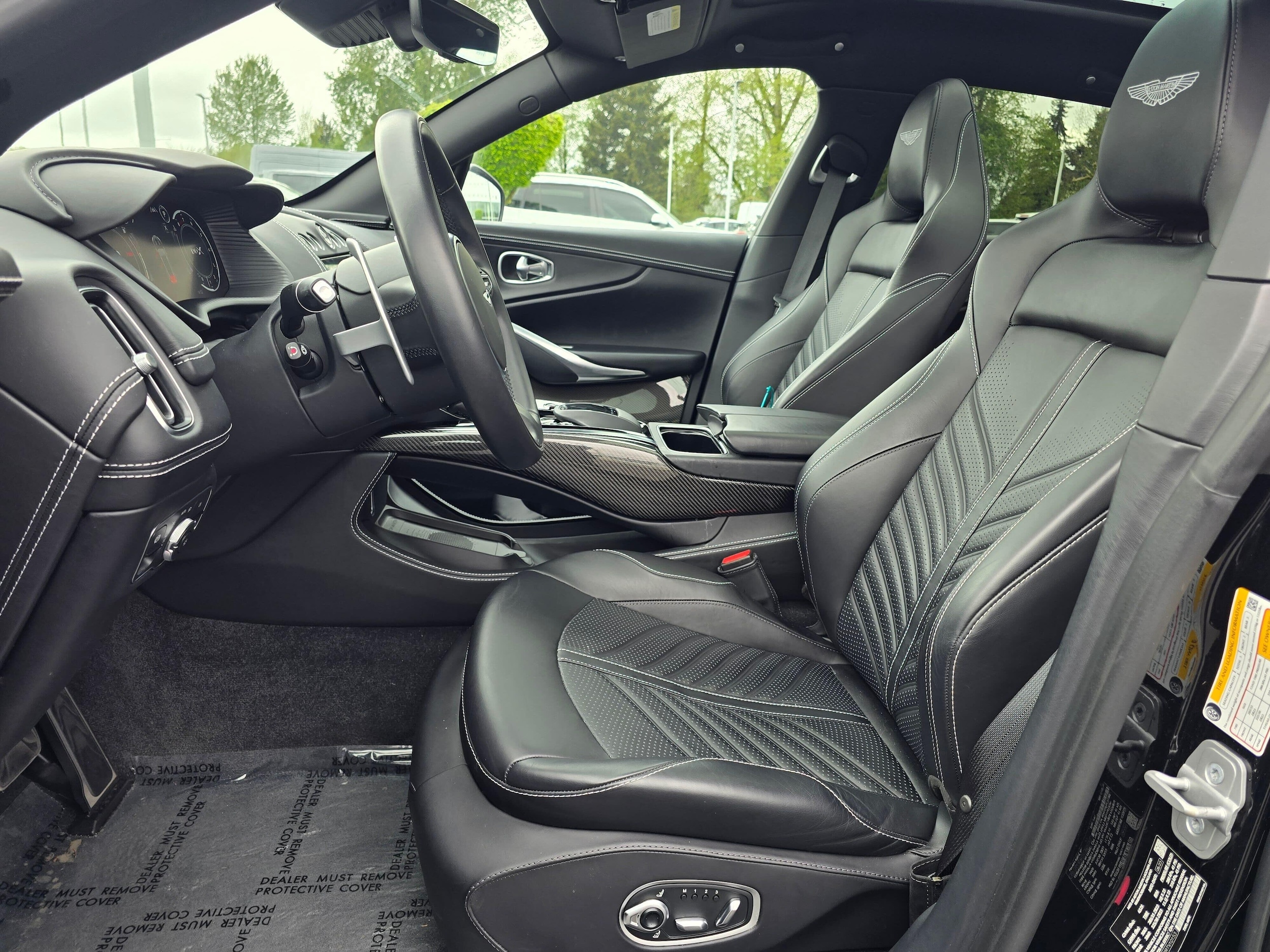 2024 Aston Martin DBX 707 - Photo 11